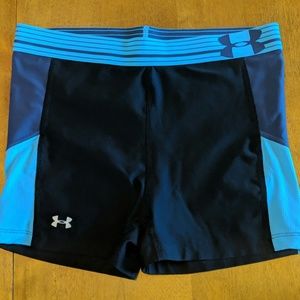 UA heat gear compression shorts